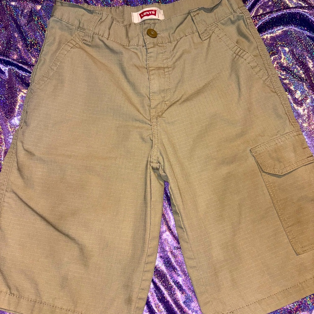Boys Levi’s shorts